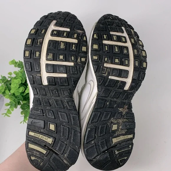 Nike Reax Run 5 Running Shoes Sneakers White Air Women’s size 9 - Picture 7 of 8